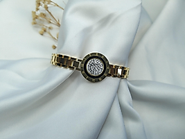 ROMA RAKAMLI TAŞLI GOLD KELEPÇE BİLEKLİK