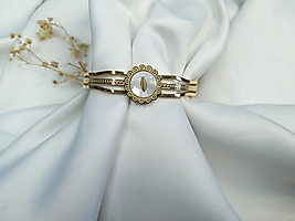 SEDEFLİ YAPRAK DESENLİ GOLD KELEPÇE BİLEKLİK