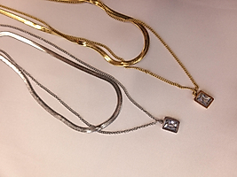 DİKDÖRTGEN TAŞ UÇLU İKİLİ KOLYE