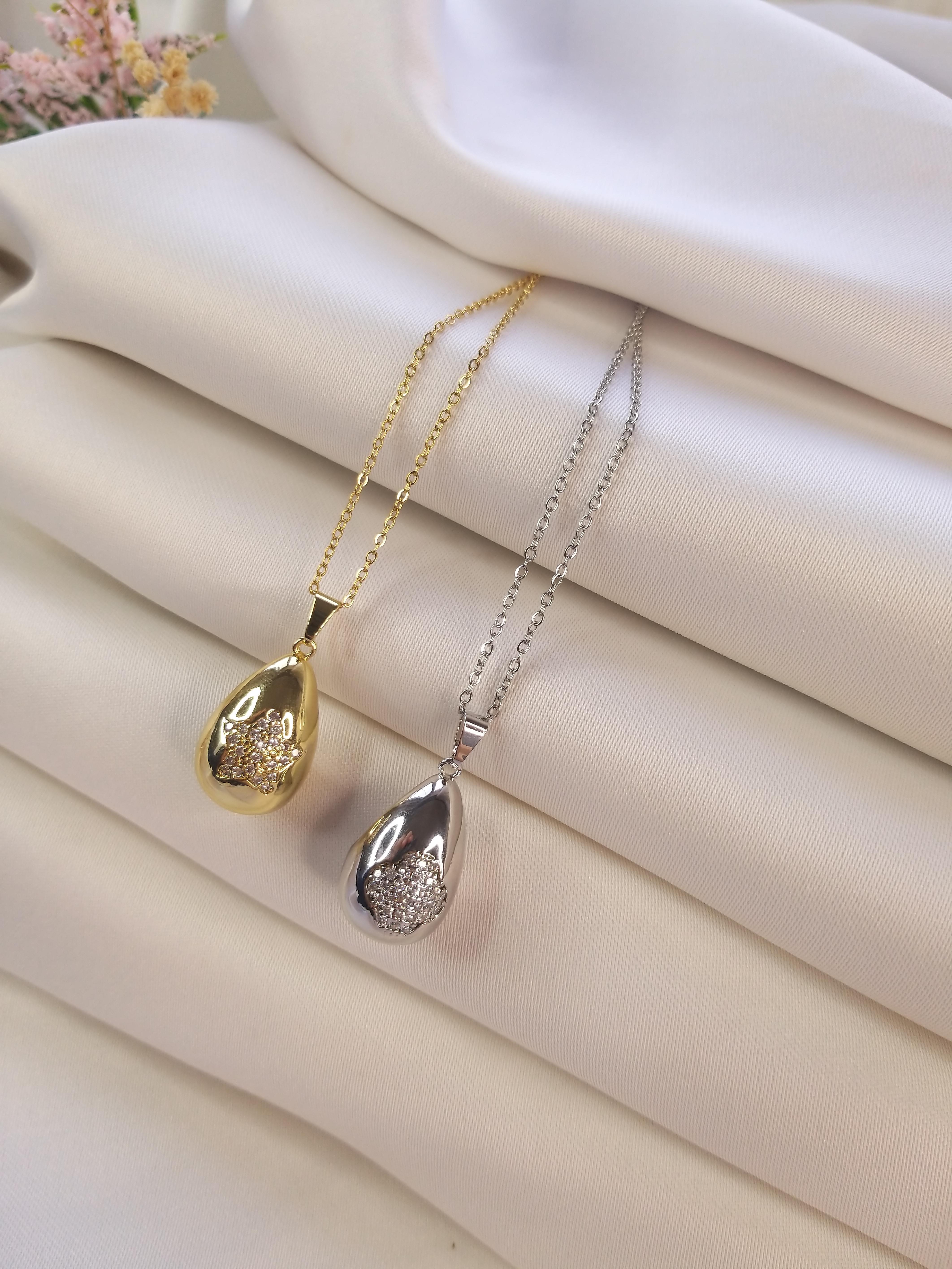 DESENLİ BOTTEGA UÇ KOLYE