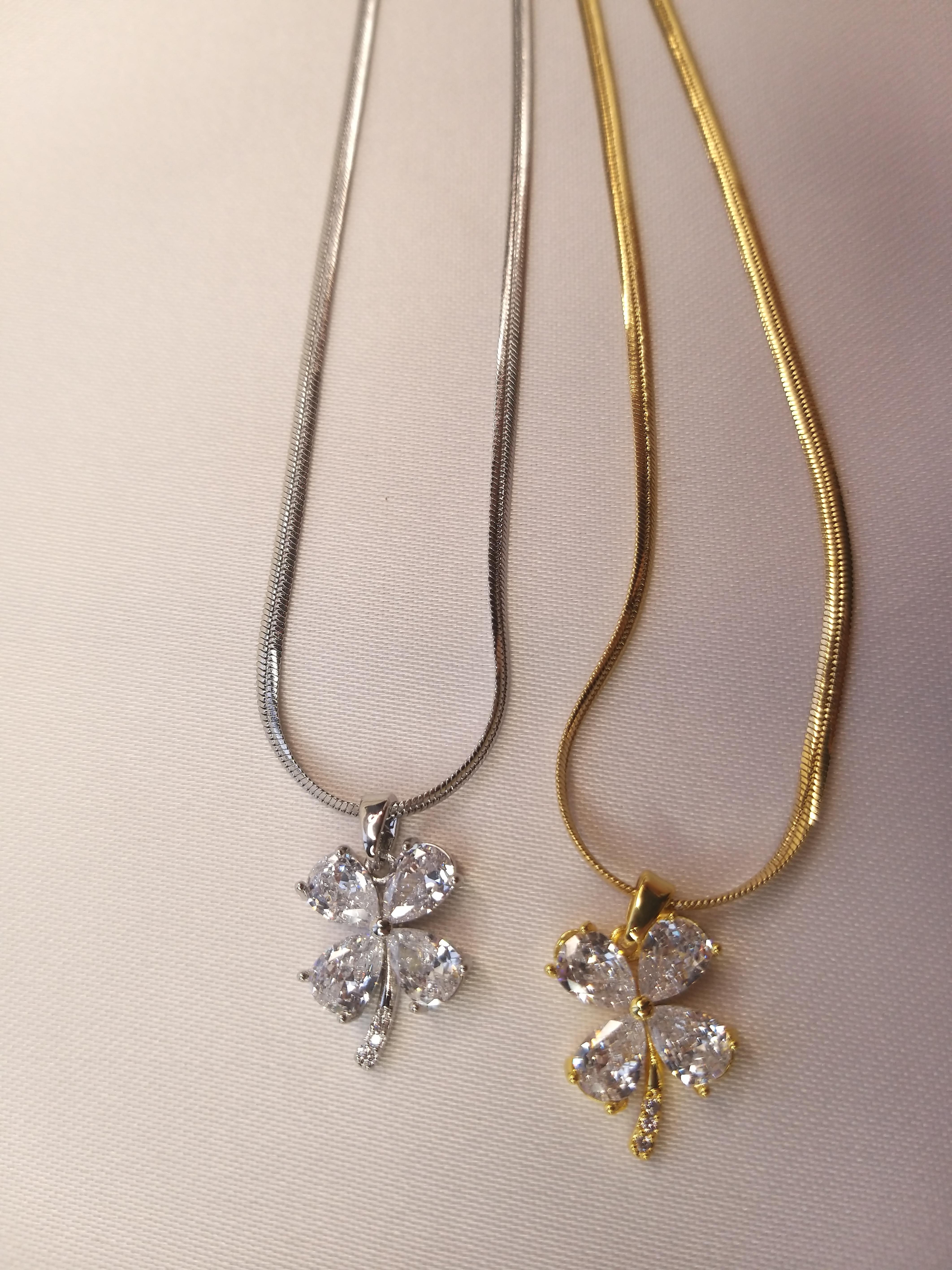 İTALYAN ZİNCİRLİ PAPATYA KOLYE