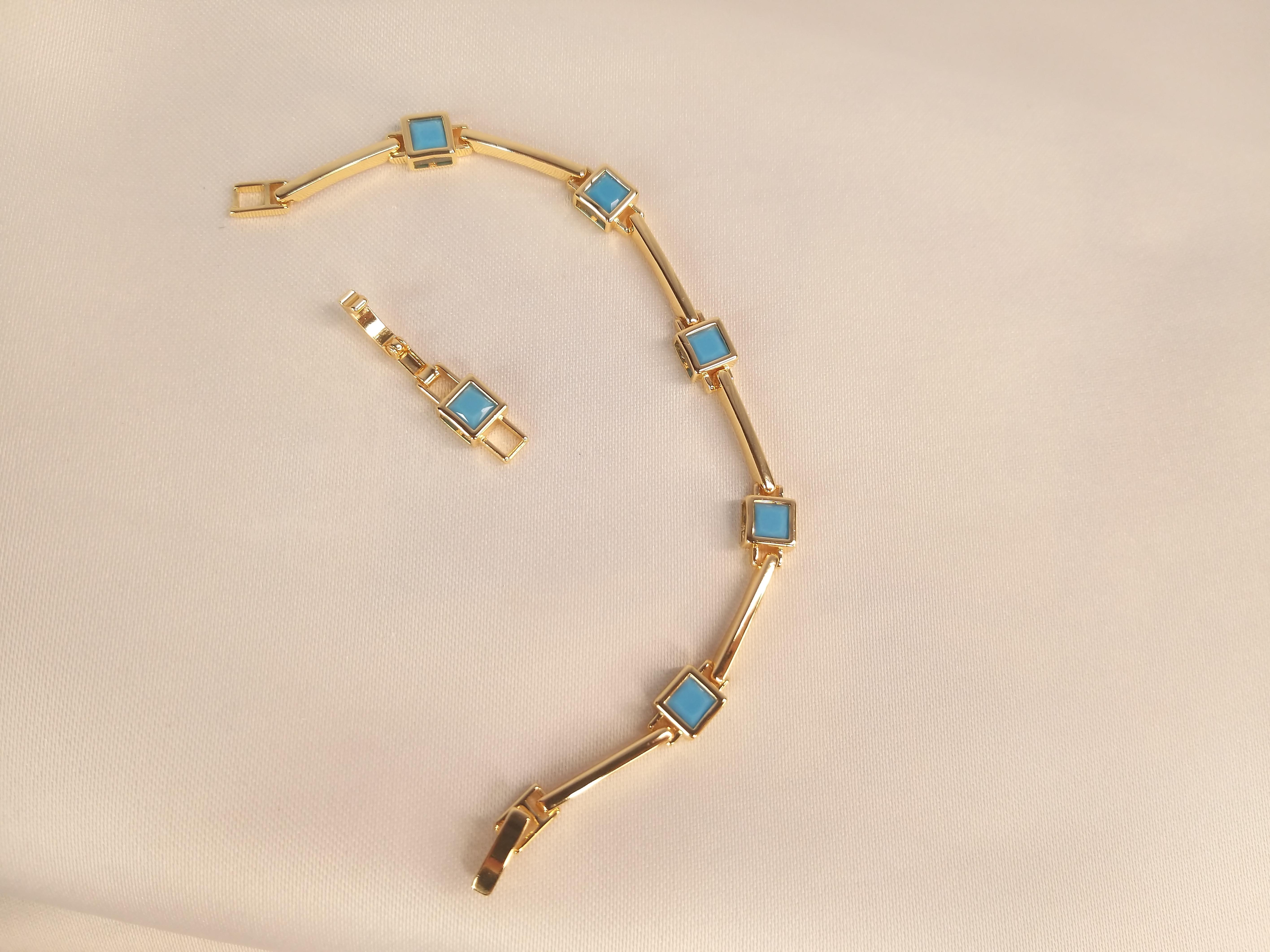 VİP SERİ GOLD MAVİ BONCUKLU BİLEKLİK