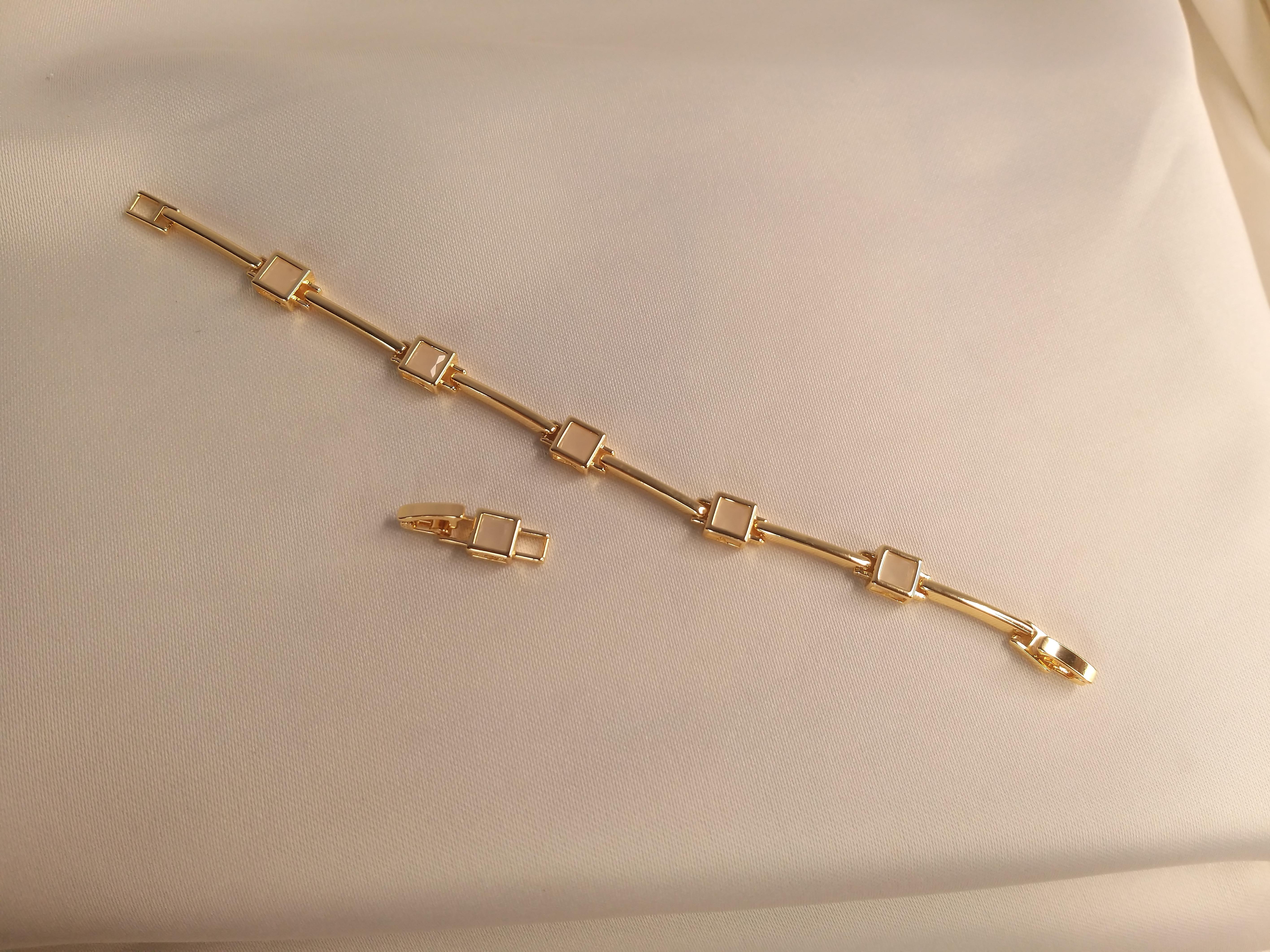 GOLD VİP BEYAZ SEFEFLİ BİLEKLİK