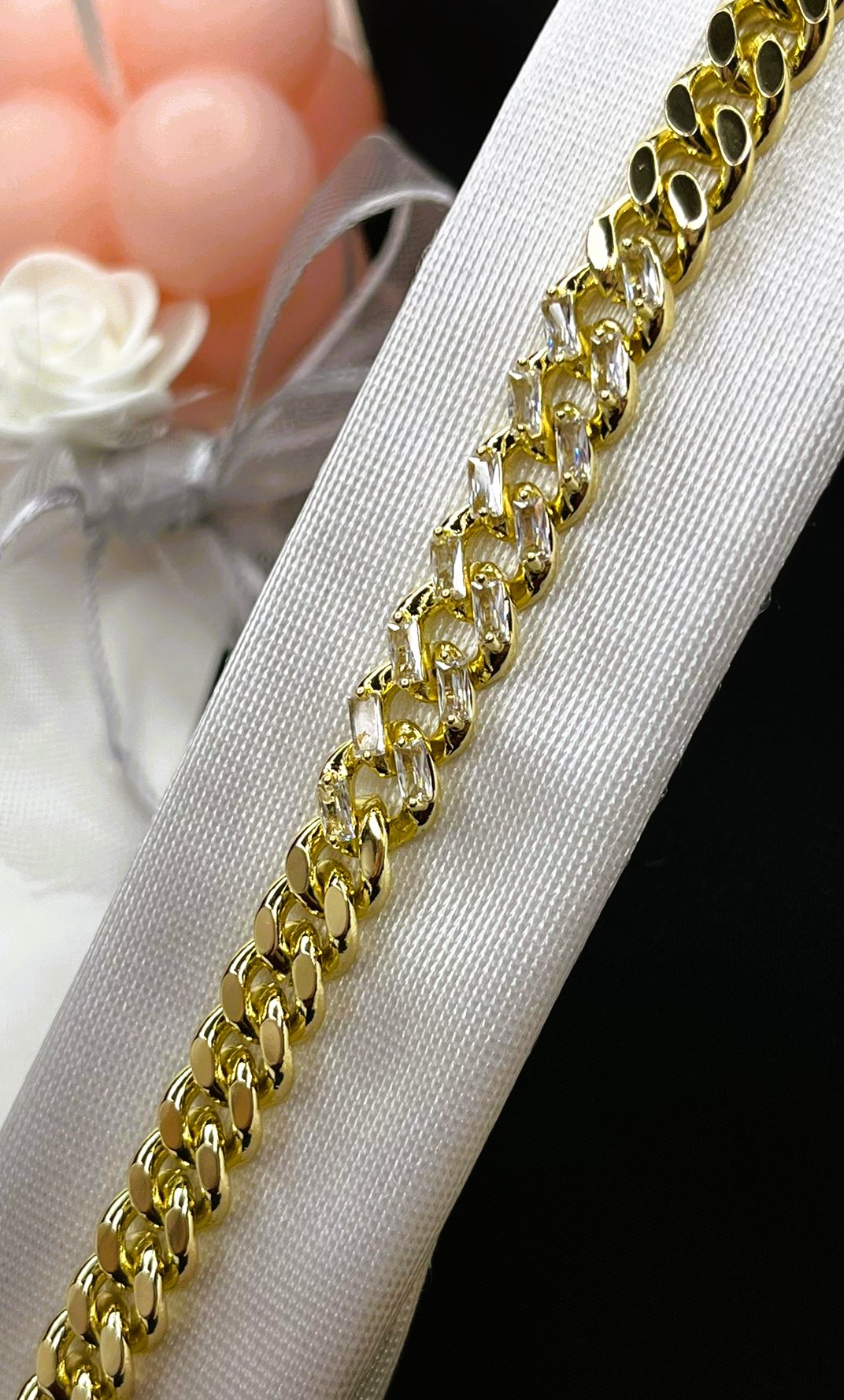 ZİRKON TAŞLI GURMET VİP BİLEKLİK