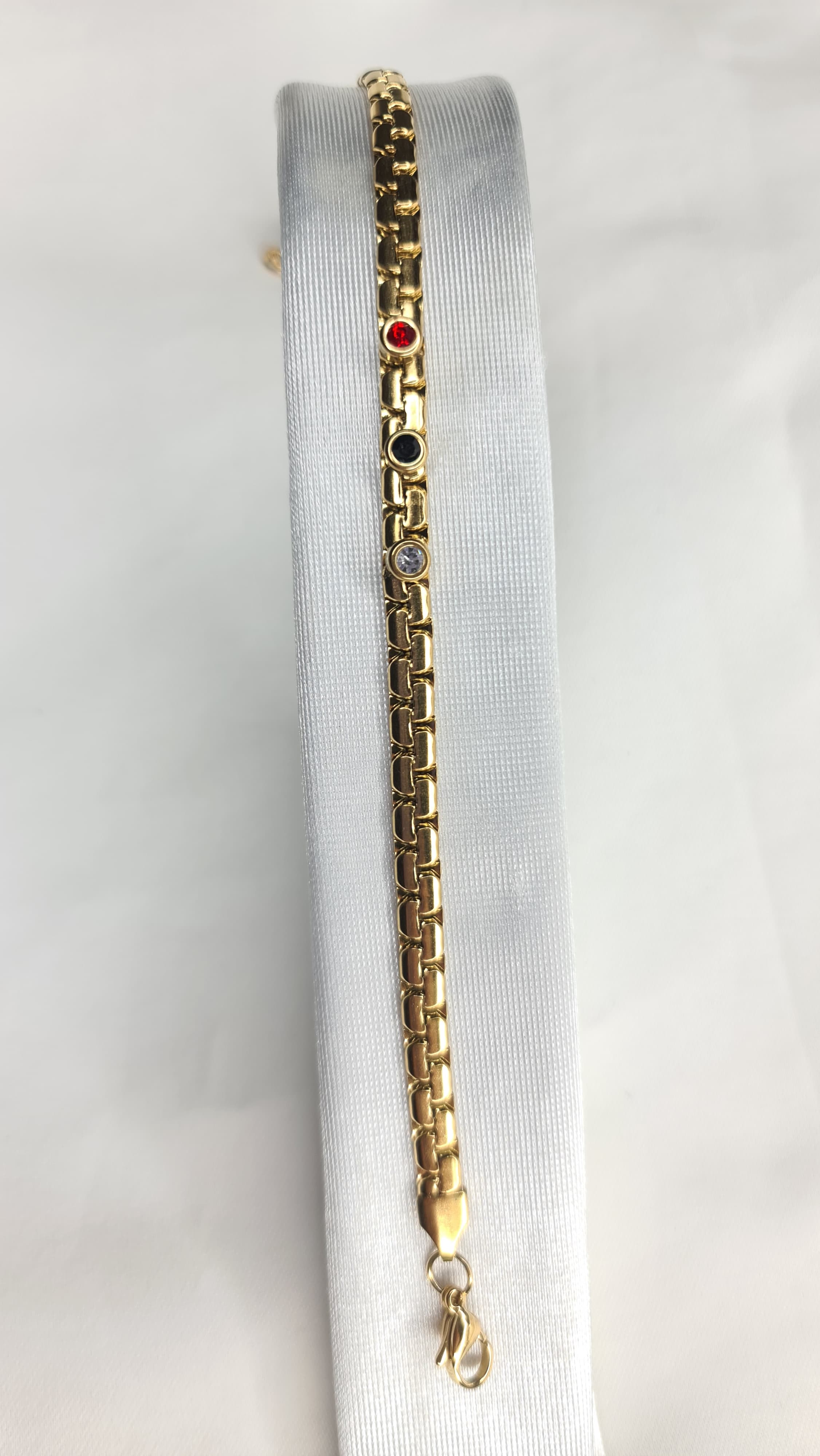 RENKLİ TAŞLI BİLEKLİK