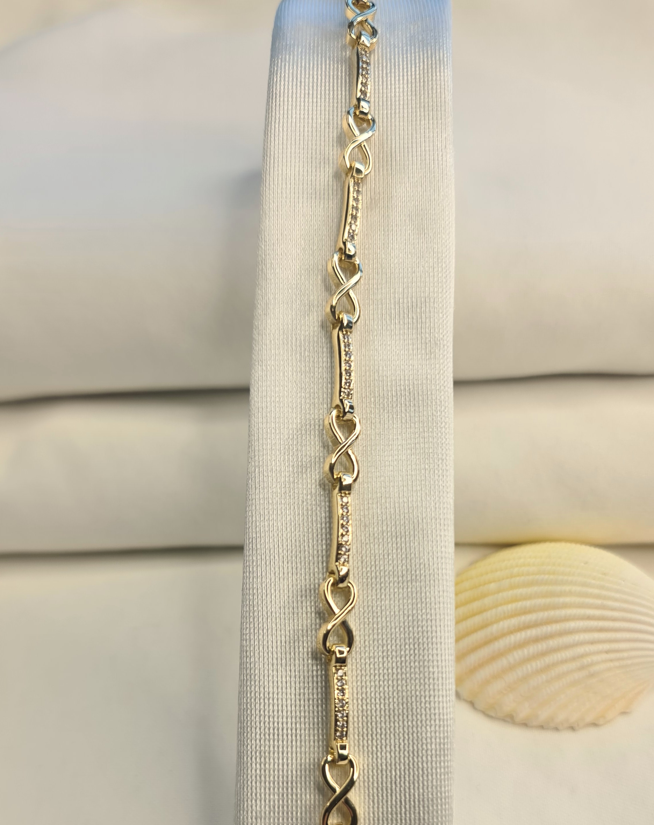 KUM TAŞLI SONSUZLUK BİLKELİK