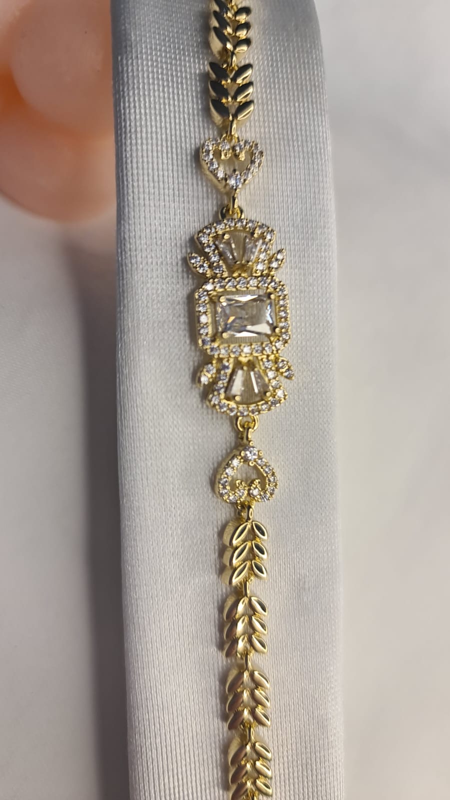 ZİRKON TAŞLI FİYONK XUPİNG BİLEKLİK